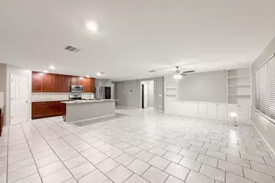 3349 W Donner Dr, Phoenix, AZ 85041 - Photo 8