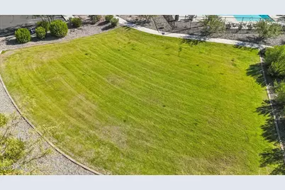 21007 N 58th Place, Phoenix, AZ 85054 - Photo 34