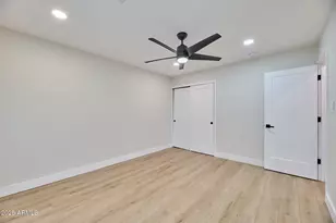 8708 E Jackrabbit Rd, Scottsdale, AZ 85250 - Photo 18