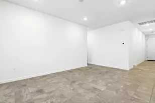 19395 N Barano Dr, Maricopa, AZ 85138 - Photo 14