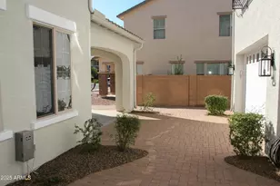 2718 E Hampton Ln, Gilbert, AZ 85295 - Photo 12