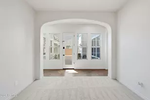 2718 E Hampton Ln, Gilbert, AZ 85295 - Photo 8