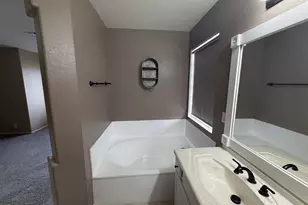 6079 W Irma Ln, Glendale, AZ 85308 - Photo 18