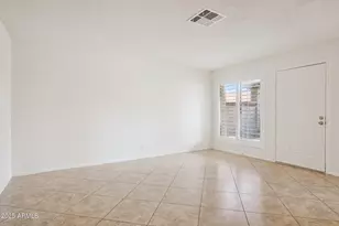 195 N Cottonwood St, Chandler, AZ 85225 - Photo 6