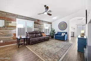 2046 W Appaloosa Way, San Tan Valley, AZ 85144 - Photo 4