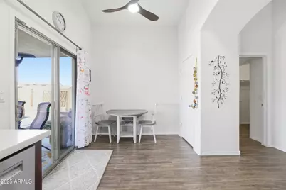 2046 W Appaloosa Way, San Tan Valley, AZ 85144 - Photo 12