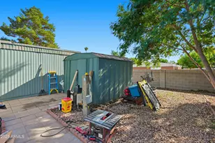 233 E Villa Rita Dr, Phoenix, AZ 85022 - Photo 28