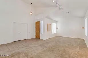 6321 S 4 Peaks Pl, Chandler, AZ 85249 - Photo 6