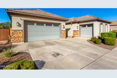 20978 E Camacho Court, Queen Creek, AZ 85142 - Photo 4