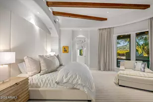 10460 E Palo Brea Dr, Scottsdale, AZ 85262 - Photo 28