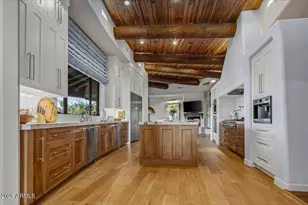 10460 E Palo Brea Dr, Scottsdale, AZ 85262 - Photo 18