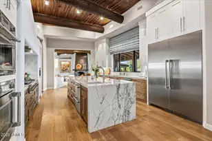 10460 E Palo Brea Dr, Scottsdale, AZ 85262 - Photo 22