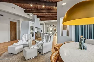 10460 E Palo Brea Dr, Scottsdale, AZ 85262 - Photo 26