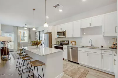 28201 N Black Canyon Highway #2, Phoenix, AZ 85085 - Photo 4