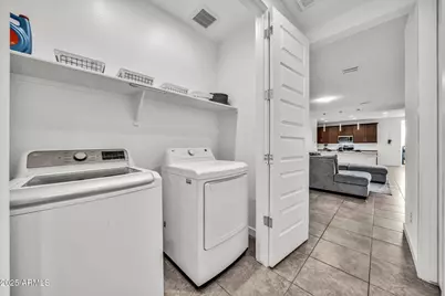 12451 W Kaler Drive, Glendale, AZ 85307 - Photo 22