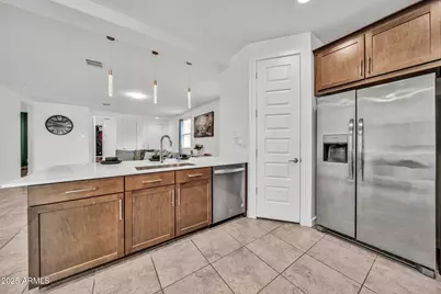 12451 W Kaler Drive, Glendale, AZ 85307 - Photo 10