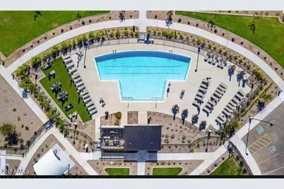 10046 W Piccadilly Road, Avondale, AZ 85392 - Photo 4