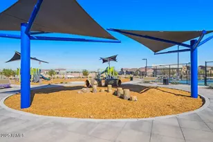 10046 W Piccadilly Rd, Avondale, AZ 85392 - Photo 6