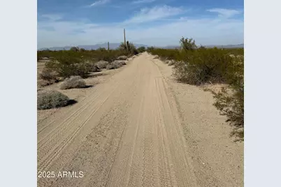 1275 N 557th Avenue #128, Tonopah, AZ 85354 - Photo 2