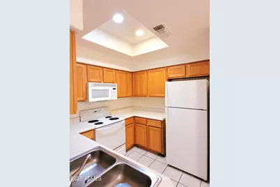 9151 W Greenway Road #152, Peoria, AZ 85381 - Photo 10