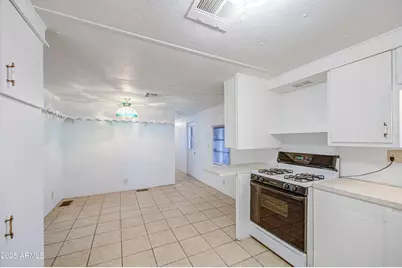 1050 W Buist Avenue, Phoenix, AZ 85041 - Photo 16