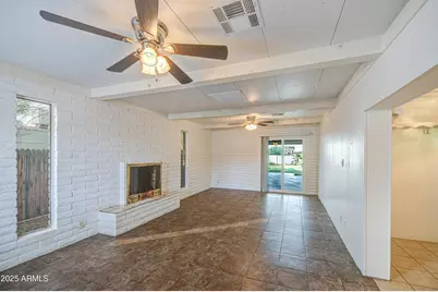 1050 W Buist Avenue, Phoenix, AZ 85041 - Photo 6