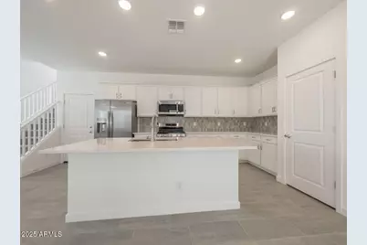 3346 S 179th Drive, Goodyear, AZ 85338 - Photo 10