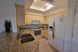 9151 W Greenway Rd, Peoria, AZ 85381 - Photo 2