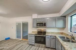 5539 W Wilshire Dr, Phoenix, AZ 85035 - Photo 20