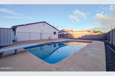 5539 W Wilshire Drive, Phoenix, AZ 85035 - Photo 42