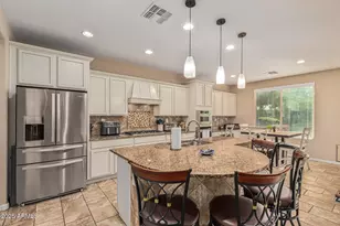 3615 E Salter Dr, Phoenix, AZ 85050 - Photo 2