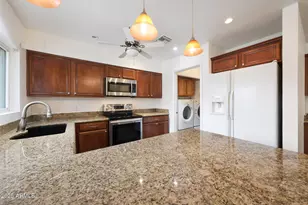 110 W Las Palmaritas Dr, Phoenix, AZ 85021 - Photo 12