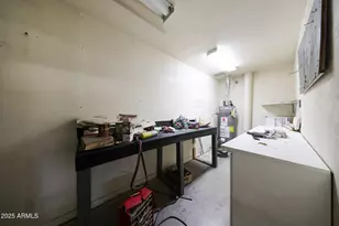 110 W Las Palmaritas Dr, Phoenix, AZ 85021 - Photo 28
