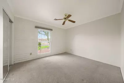 110 W Las Palmaritas Drive, Phoenix, AZ 85021 - Photo 20