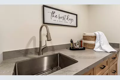 12005 N Panorama Drive #205, Fountain Hills, AZ 85268 - Photo 8