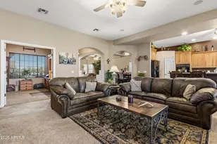 24415 N 43rd Dr, Glendale, AZ 85310 - Photo 18