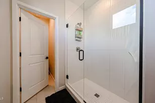 5349 N 205th Ln, Buckeye, AZ 85396 - Photo 14