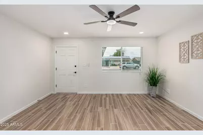 11428 N 25th Avenue, Phoenix, AZ 85029 - Photo 6