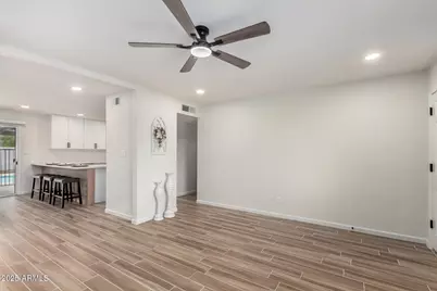 11428 N 25th Avenue, Phoenix, AZ 85029 - Photo 8