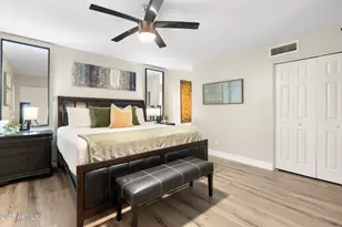 8570 E Indian School Rd, Scottsdale, AZ 85251 - Photo 14