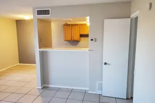 4236 S 46th Pl, Phoenix, AZ 85040 - Photo 4