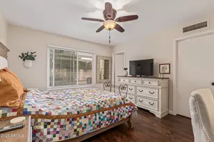 3425 E Sequoia Dr, Phoenix, AZ 85050 - Photo 14