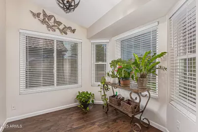 3425 E Sequoia Drive, Phoenix, AZ 85050 - Photo 10
