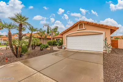 3425 E Sequoia Drive, Phoenix, AZ 85050 - Photo 2