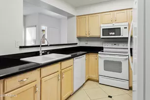 13660 W Aleppo Dr, Sun City West, AZ 85375 - Photo 12