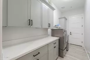 2529 W Magma Rd, San Tan Valley, AZ 85144 - Photo 30