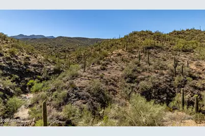 32150 S Lisa Drive, Black Canyon City, AZ 85324 - Photo 38