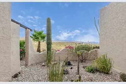 32150 S Lisa Drive, Black Canyon City, AZ 85324 - Photo 16