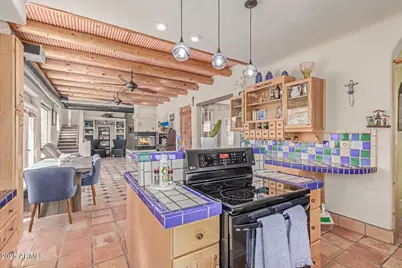 32150 S Lisa Drive, Black Canyon City, AZ 85324 - Photo 16