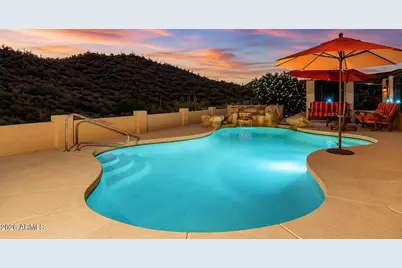 32150 S Lisa Drive, Black Canyon City, AZ 85324 - Photo 2